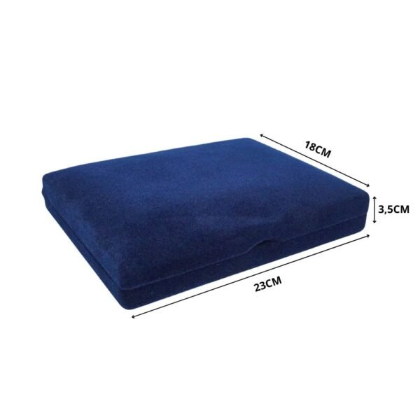 Estojo de veludo 23 x 18 cm com aba azul com as medidas